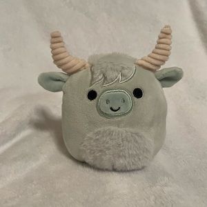Squishmallow Iver the Bull Mystery Capsule Spring